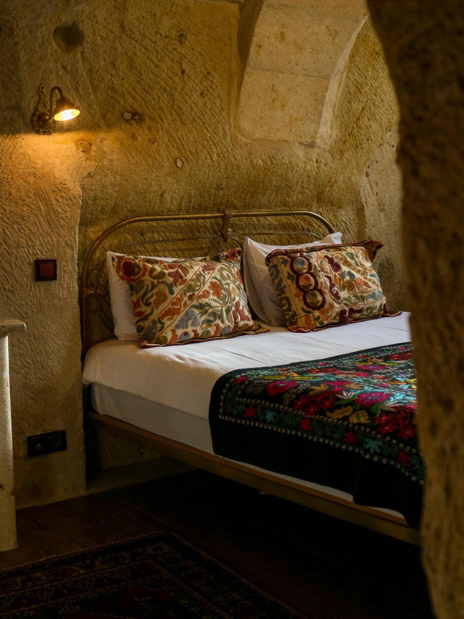 คาเนลา เคฟ โฮเต็ล Hotel Cavusin ภายนอก รูปภาพ